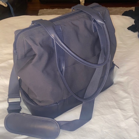 BEIS Navy Mini Weekender - Picture 3 of 3